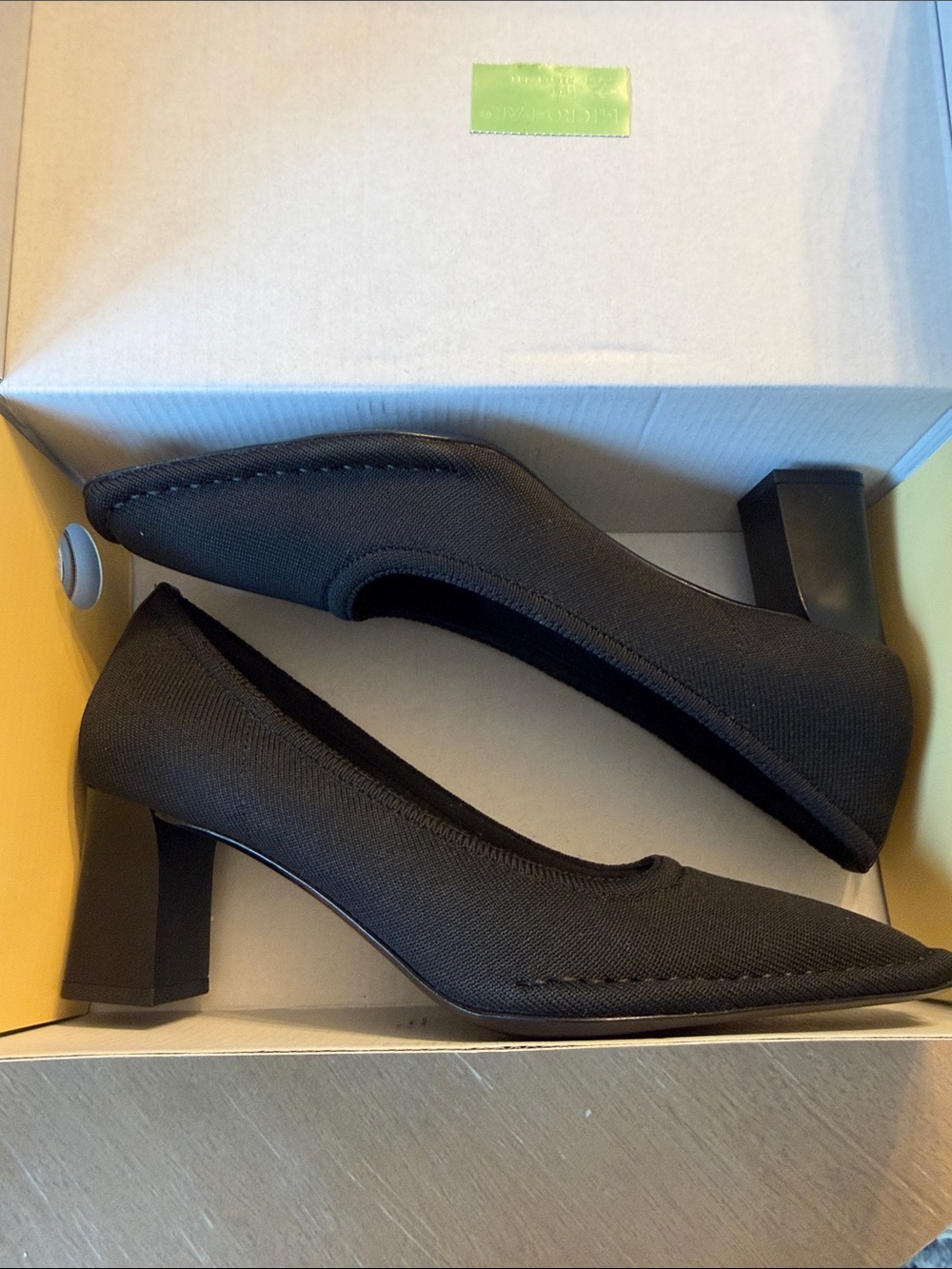 NWT Cosy Island Black Square-Toe Mid Heel Pumps - Picture 6 of 6